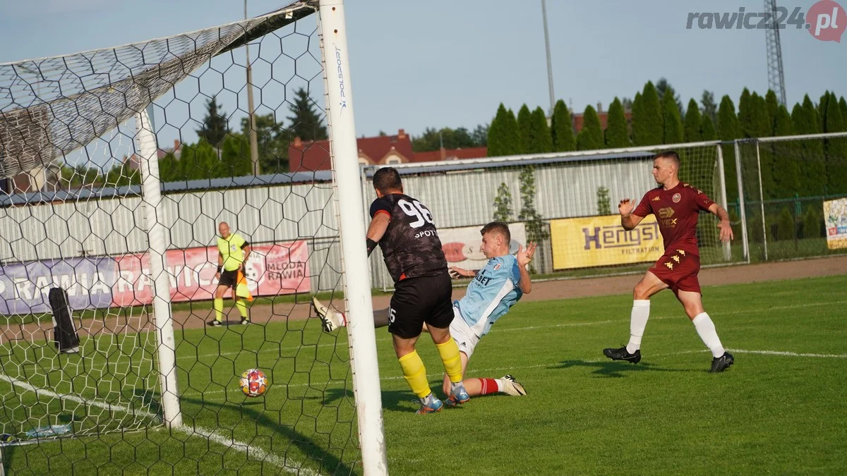 Rawia Rawicz - Orzeł Kawęczyn 0:0