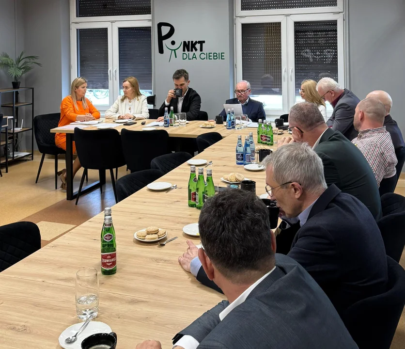 Pleszewski rynek pracy pod lupą. Eksperci i samorządowcy rozmawiali o przyszłości zatrudnienia