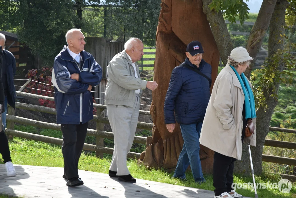 Młodzieżowa Rada Miejska w Gostyniu dla seniorów z Domu Dziennego Senior +