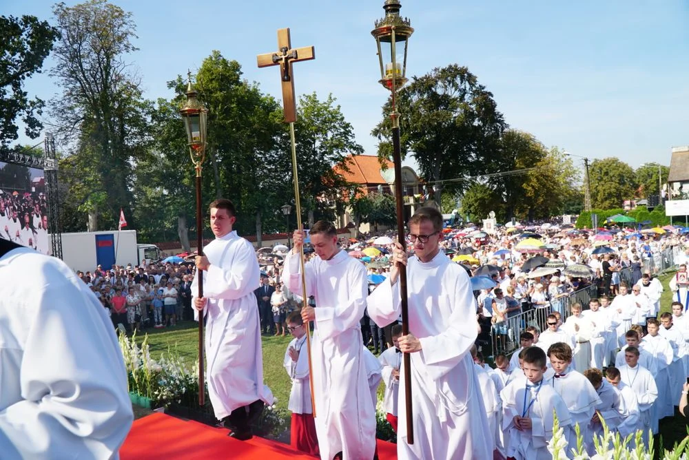 Smolice. Koronacja wizerunku Matki Bożej Uzdrowienia Chorych