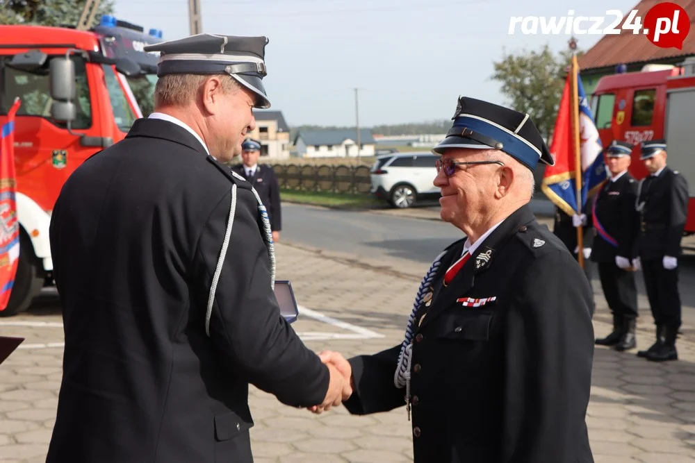 Uroczyste przekazanie auta jednostce OSP Śląskowo