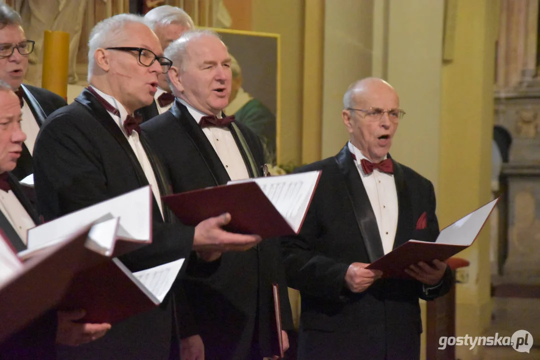 Chór Słowiki 60 - koncert kolęd w kościele na Zdzieżu w Borku Wlkp.