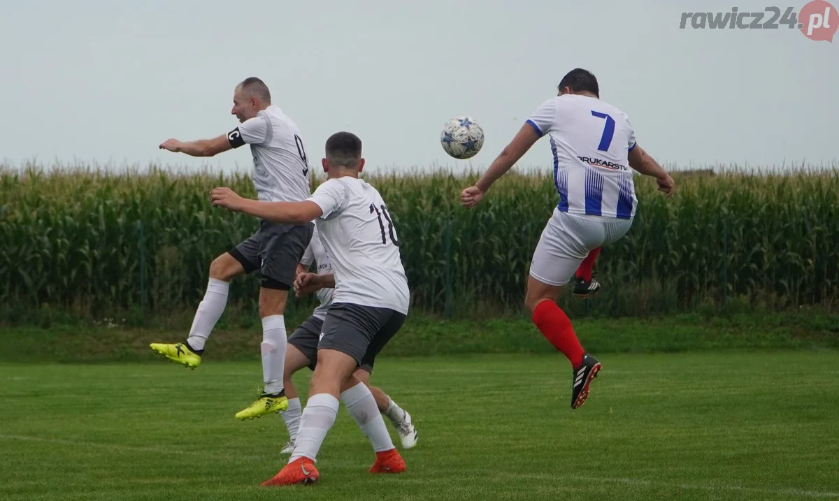 LZS Chojno-Sarnowa - Juna-Trans Stare Oborzyska 2:6