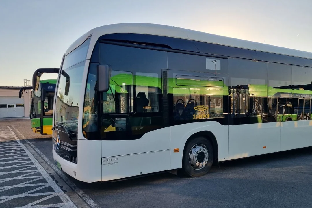 Elektryczny mercedes w Poznaniu. Autobus jest testowany