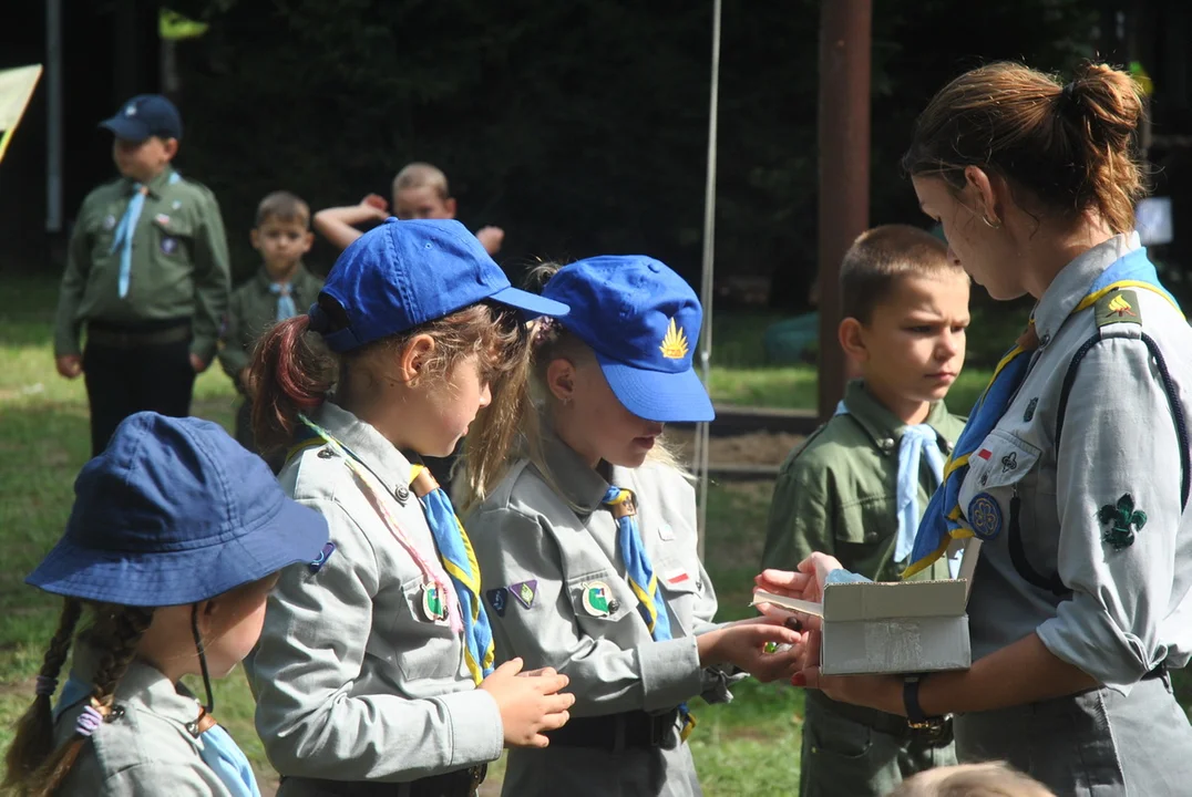 Zuchy z Izbic i Rawicza spędziły kilka dni na obozie w Osiecznej