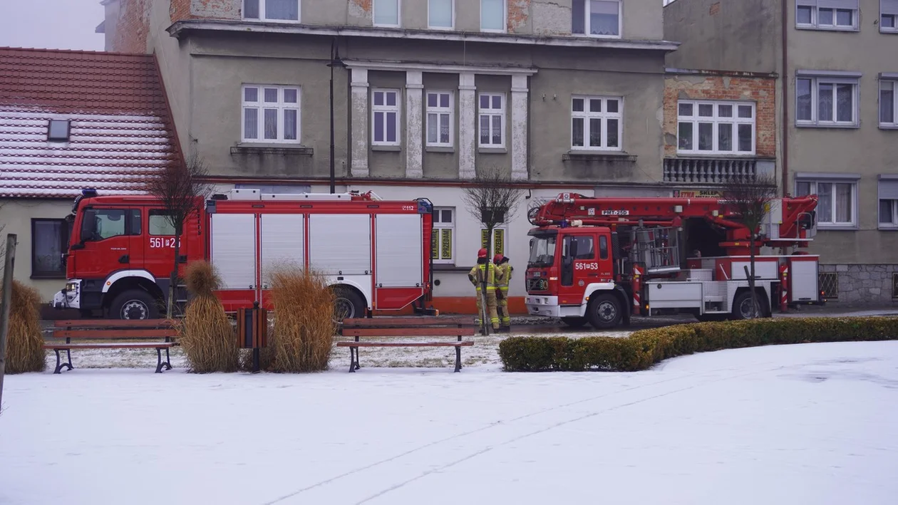Straż interweniuje w centrum miasta. W akcji trzy zastępy - Zdjęcie główne