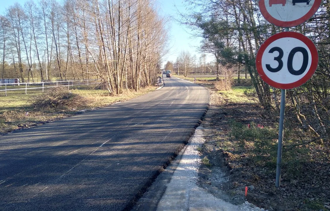 Nowe drogi w gminie Gizałki. Rozpoczęła się przebudowa w trzech miejscowościach - Zdjęcie główne