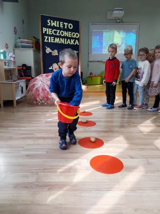 Święto pieczonego ziemniaka w przedszkolu  "Słoneczne"