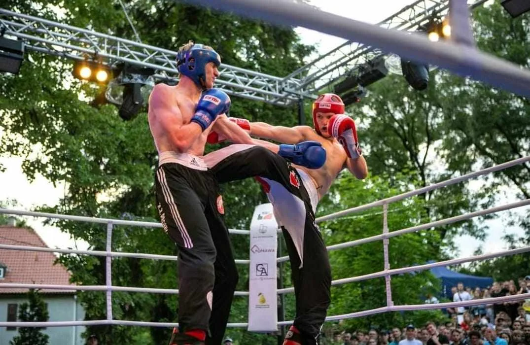 Filip Śronek z Krotoszyna zwyciężył w Kick-Boxing Competition