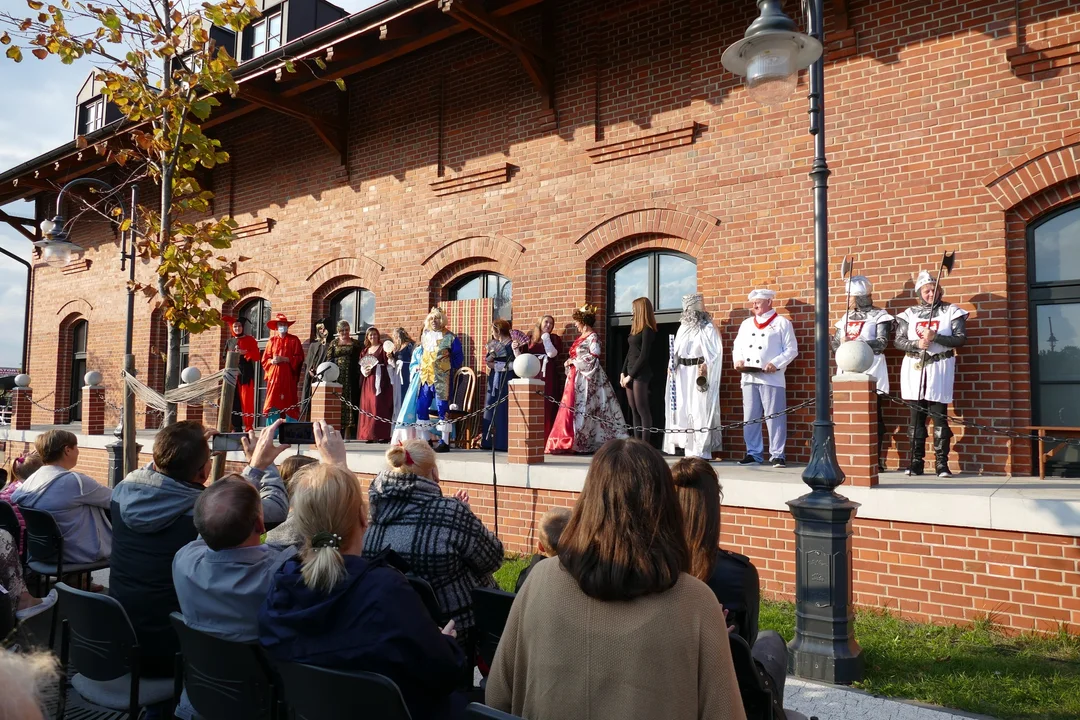 "Król bul" w pleszewskiej bibliotece. To było wspaniałe widowisko