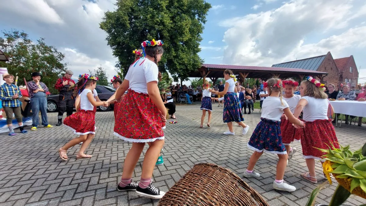 Dożynki wiejskie w Woli Książęcej