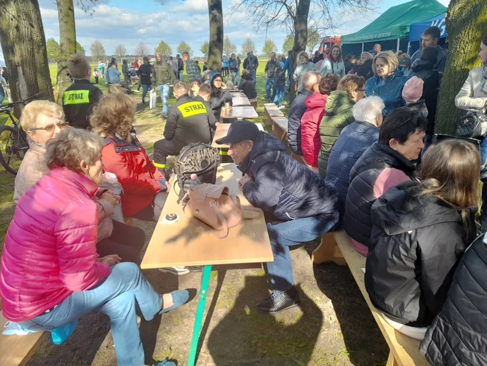 Festynem Rodzinnym w Mieszkowie rozpoczyna się Turniej Sołectw gminy Jarocin [ZDJĘCIA] - Zdjęcie główne