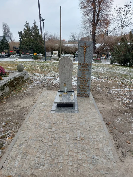 Pomnik Dziecka Utraconego w Pleszewie