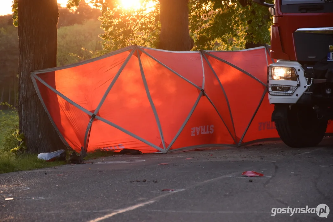 Tragiczny wypadek na trasie Piaski-Pogorzela. Nie żyje 24-letni motocyklista