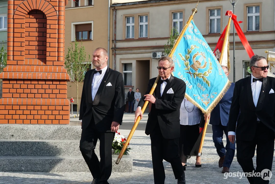 Poświęcenie figury Św. Jana Nepomucena w Krobi