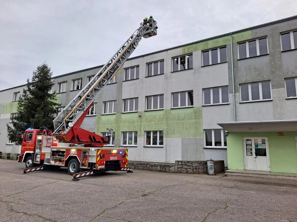 Ćwiczenia z nowym wozem OSP Dobrzyca