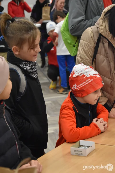 Nocny Bieg Niepodległości w Pępowie - biegi dziecięce