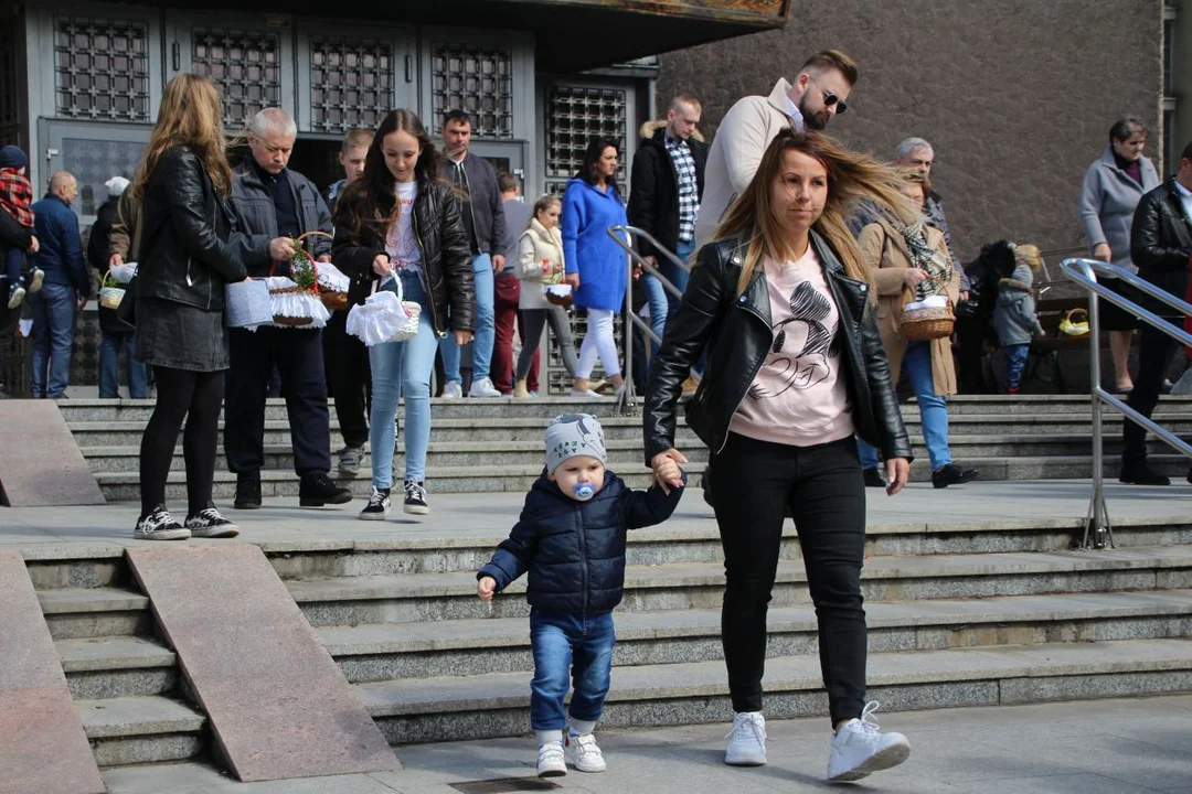 Gdzie do spowiedzi przed świętami? O której poświęcisz pokarmy w Wielką Sobotę w Jarocinie?