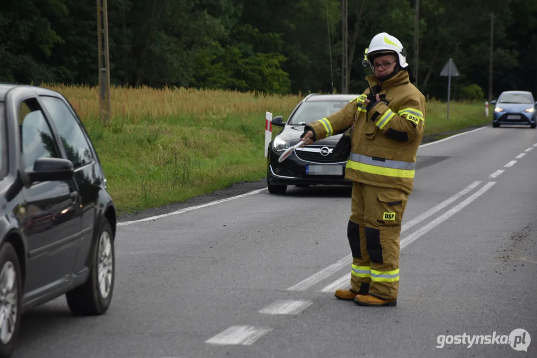 Zderzenie trzech samochodów na DK12