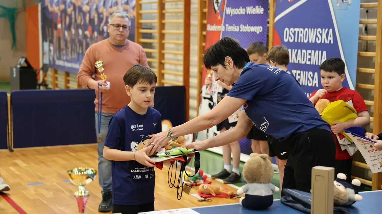 Tenisowe zmagania w Ostródzie i we Wtórku [ZDJĘCIA]