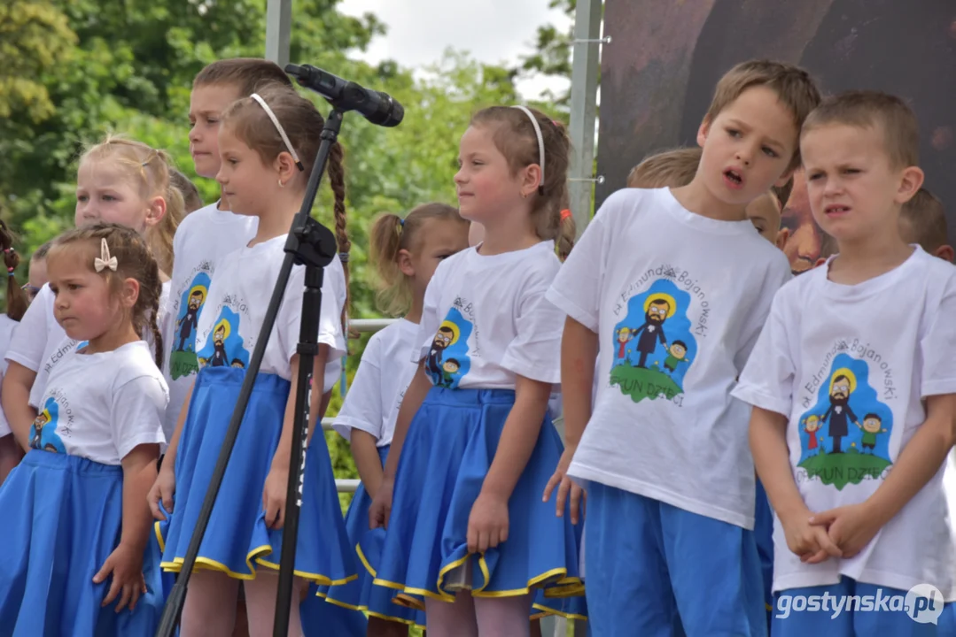 Pierwszy festyn z bł. Edmundem Bojanowskim, przy ochronce Sióstr Służebniczek w Podrzeczu