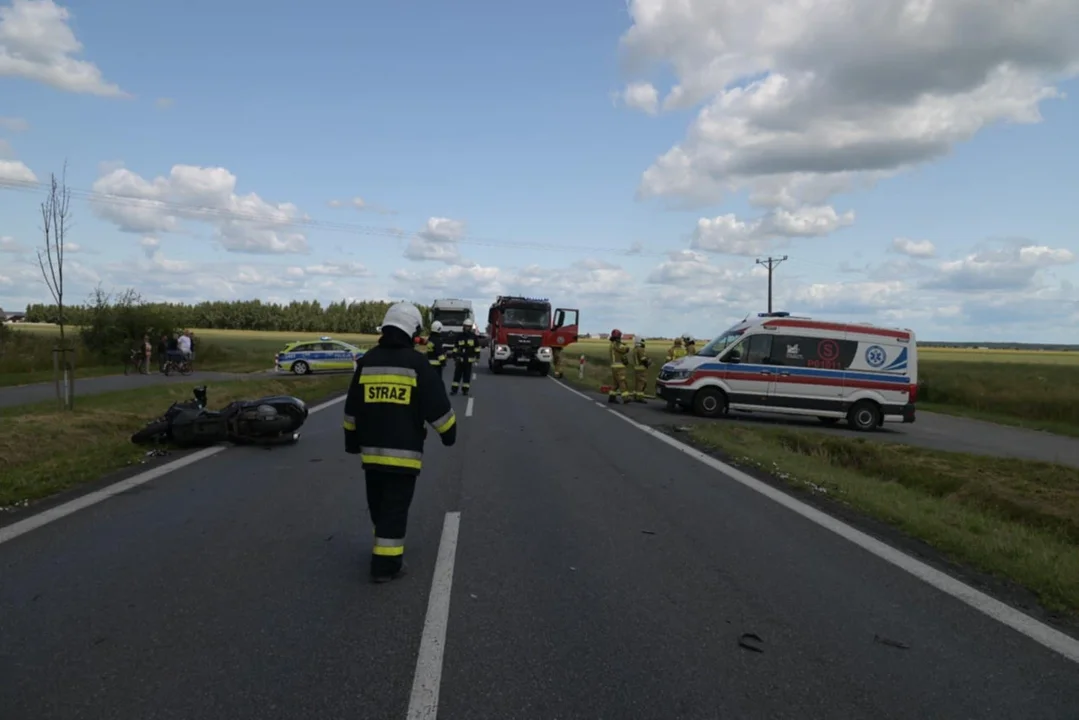 Zderzenie motocyklisty i auta osobowego w Jaraczewie