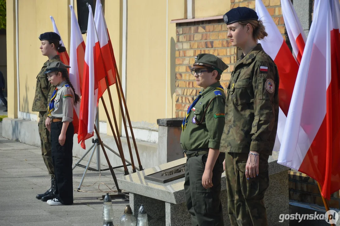 Obchody 234. rocznicy uchwalenia Konstytucji 3 Maja i festyn PRL w Krobi