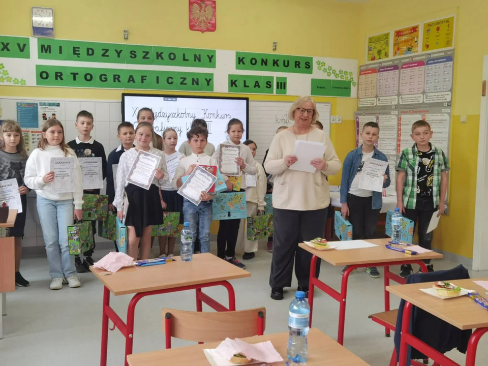 XV Międzyszkolny Konkurs Ortograficzny w Kobylinie z udziałem trzecioklasistów ze Szkoły Podstawowej w Pogorzeli