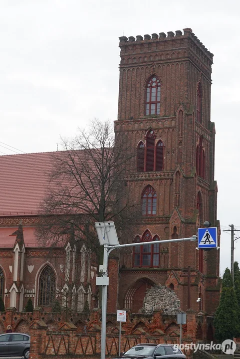 Kościół w Pępowie nareszcie z nowym dachem