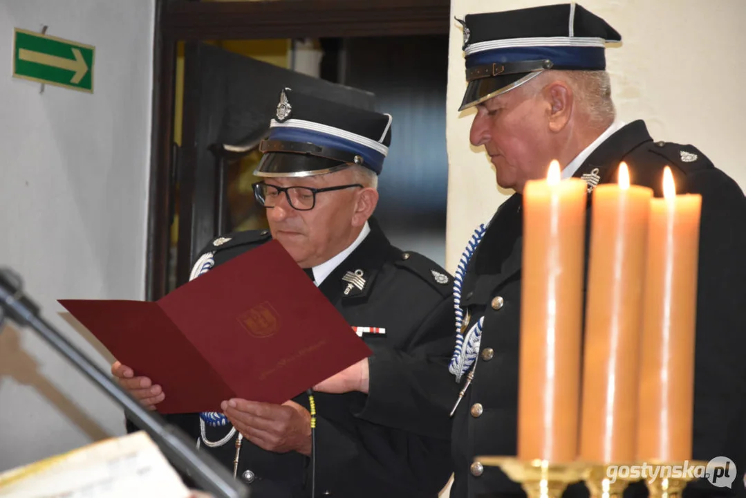 Pożegnanie proboszcza ks. Artura Michalaka w parafii pw. Świętej Trójcy w Zimnowodzie