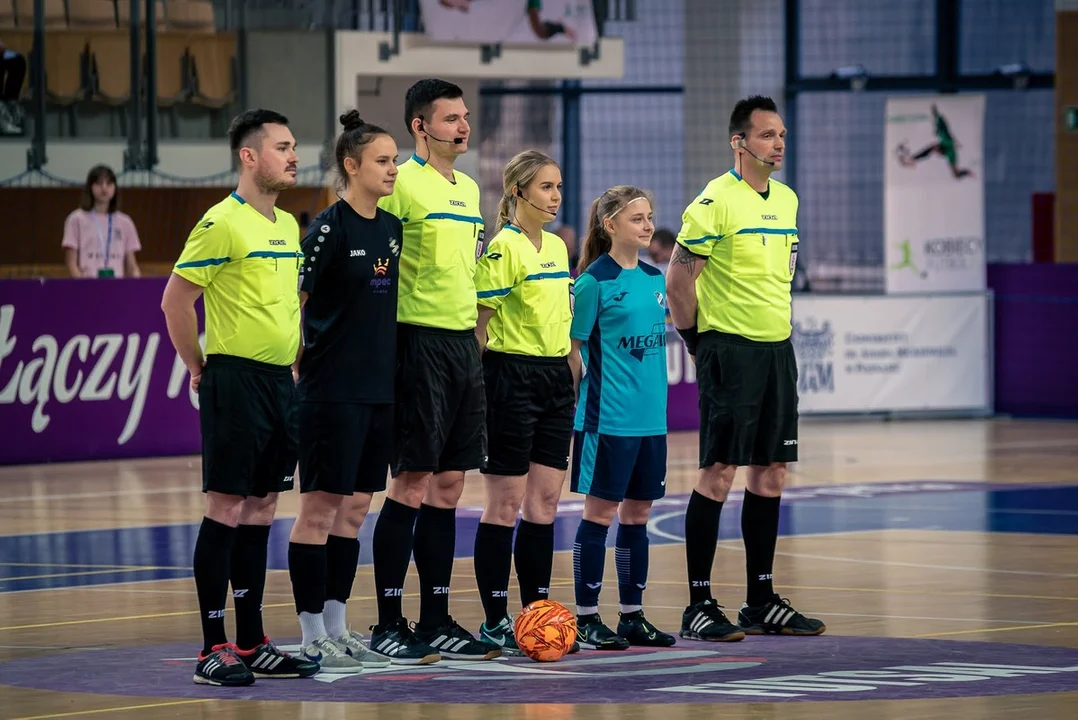 Młodzieżowe Mistrzostwa Polski w futsalu U-15 w Poznaniu. Zwycięstwo Sparty Miejska Górka