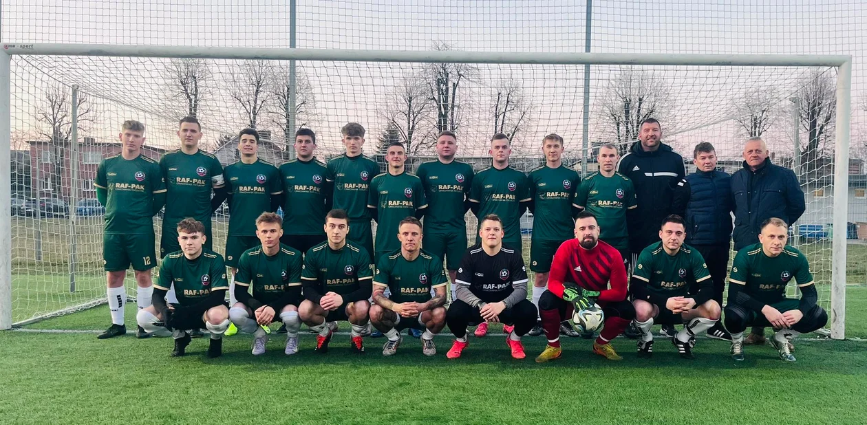 Wspólnie chcą grać o więcej. LZS Kuczków rusza z projektem „KLUB 23” i otwiera nowy rozdział współpracy ze sponsorami - Zdjęcie główne