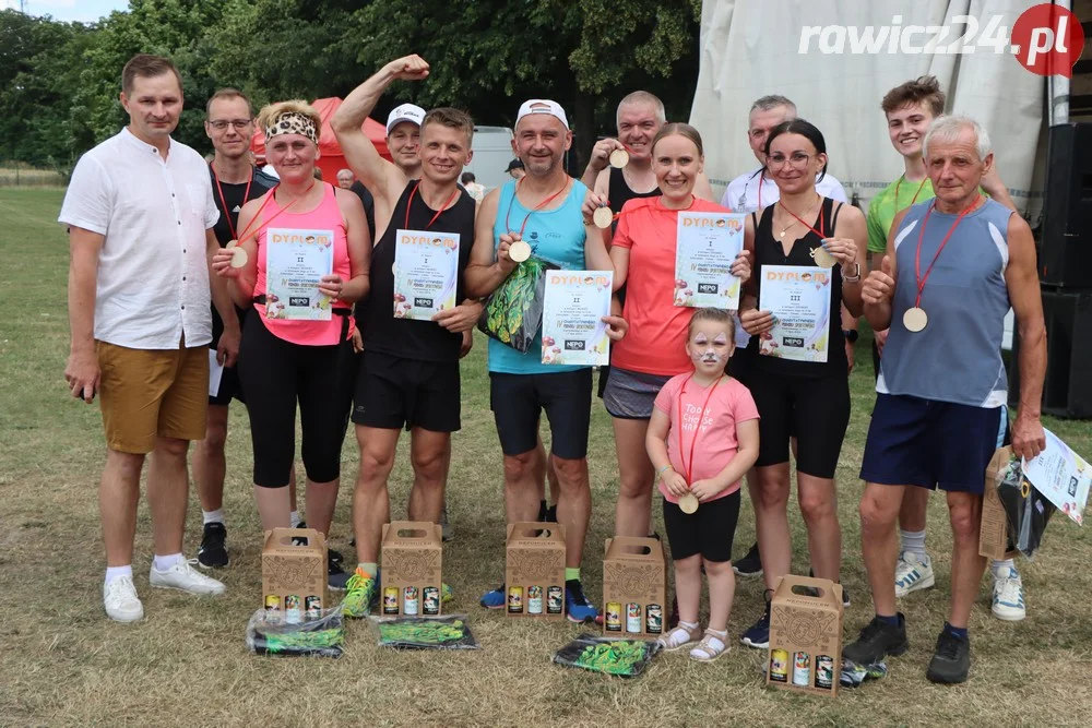 Charytatywny piknik sportowy w Szkaradowie