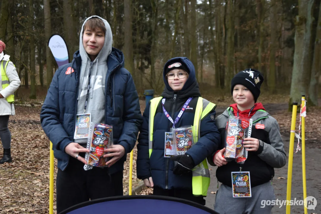 Biegająco zagrali dla WOŚP - Parkrun Gostyń i Grupa Nieprzemakalni Gostyń razem na trasie