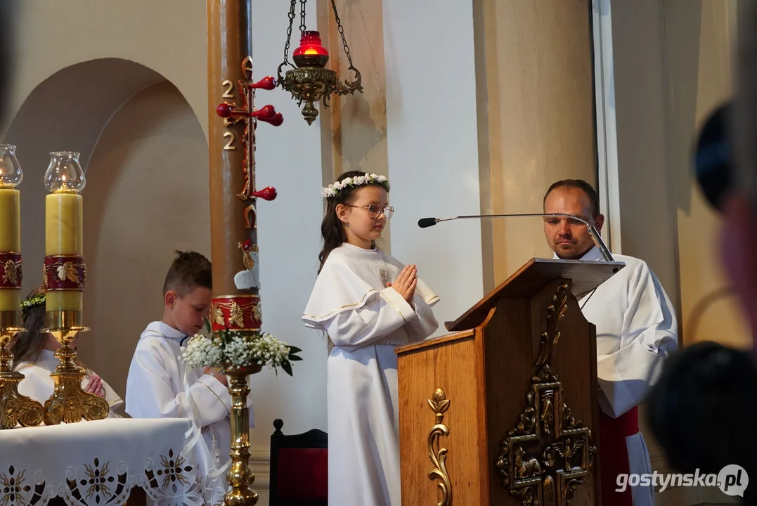 Pierwsza Komunia Święta w parafii pw. Św. Michała Archanioła w Pogorzeli