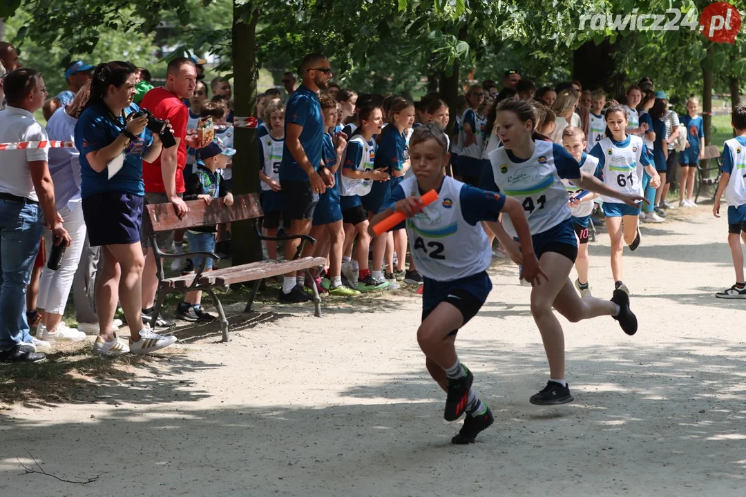 Sztafety szkolne w ramach 24h Rawickiego Festiwalu Sportu