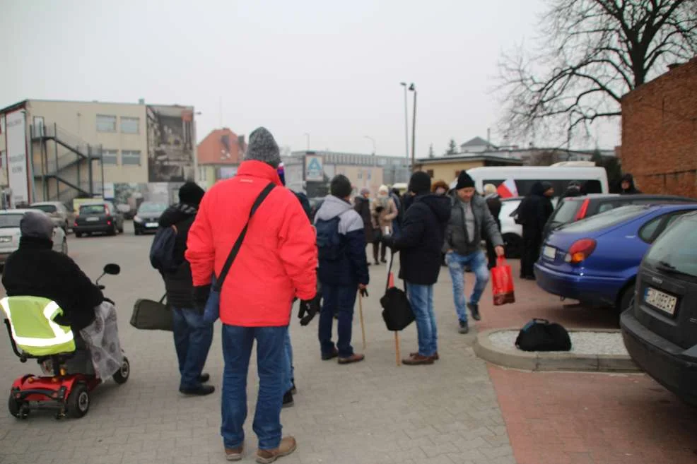 Wyjazd jarocińskich działaczy PiS-u na manifestację do Warszawy