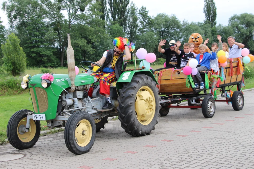 Bajkowy Korowód w Dobrzycy