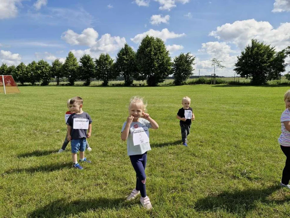 Przedszkolaki z Mieszkowa w akcji „Sprintem do maratonu”