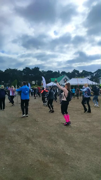 V Marsz po zdrowia z nordic walking w ramach Leśna Triada 2025 w Piaskach