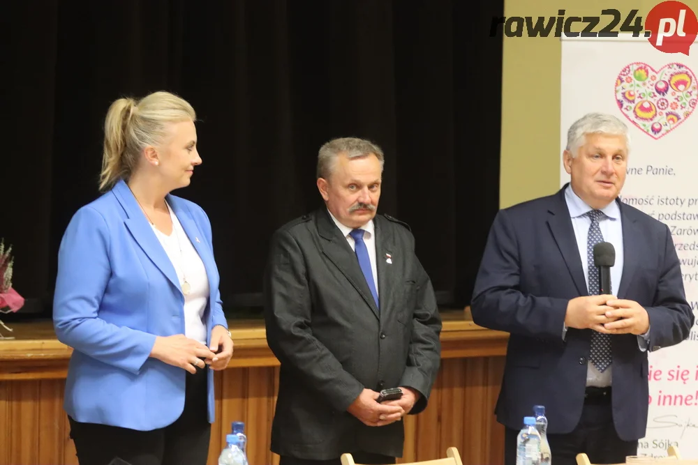 Minister Zdrowia Katarzyna Sójka w Miejskiej Górce