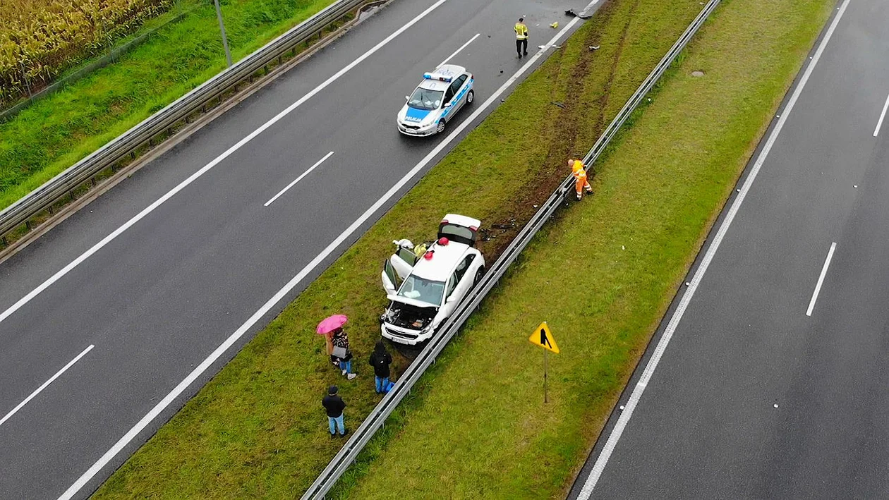 Zderzenie samochodów na S5. Są utrudnienia - Zdjęcie główne