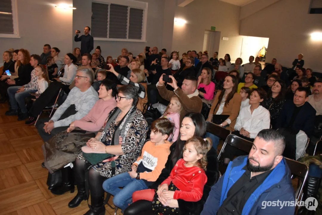 Przedszkolny Przegląd Kolęd i Pastorałek w centrum kultury w Piaskach