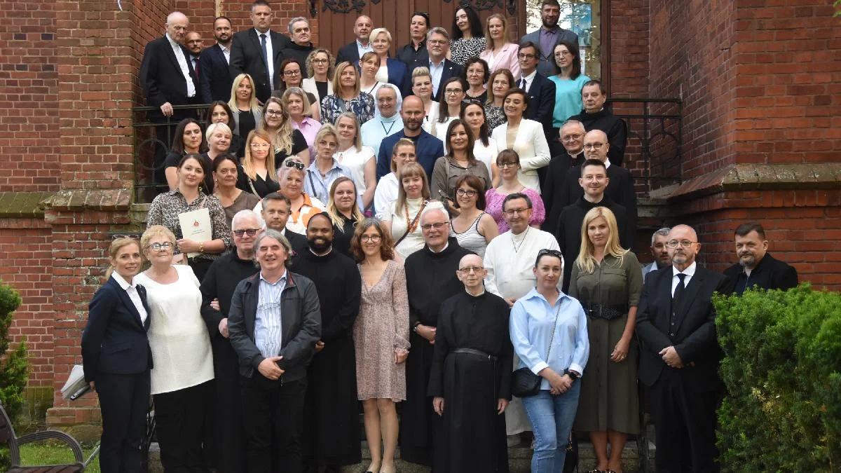 Podwójny jubileusz bonifratrów w Marysinie. W 2025 roku swoje lecie obchodzą konwent i szpital w Piaskach - Zdjęcie główne