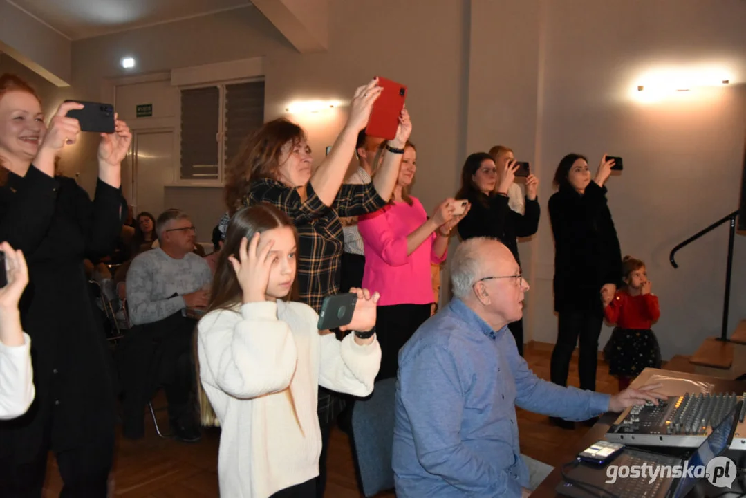 Przedszkolny Przegląd Kolęd i Pastorałek w centrum kultury w Piaskach