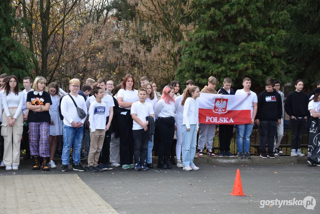 Akcja "Szkoła do hymnu" w Szkole Podstawowej nr 3 w Gostyniu