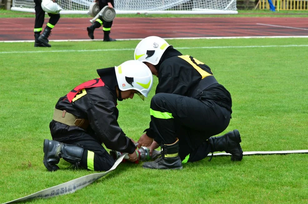 Drużyny z OSP Cielcza bezkonkurencyjne podczas gminnych zawodów w Jarocinie