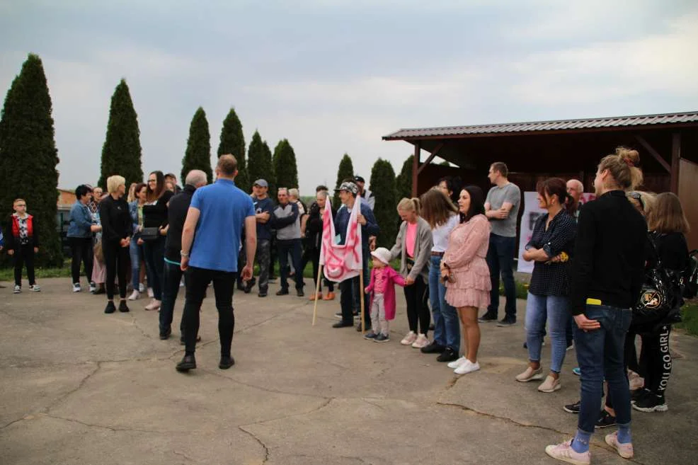 Protest przeciwko budowie ogromnej obowy w Kadziaku