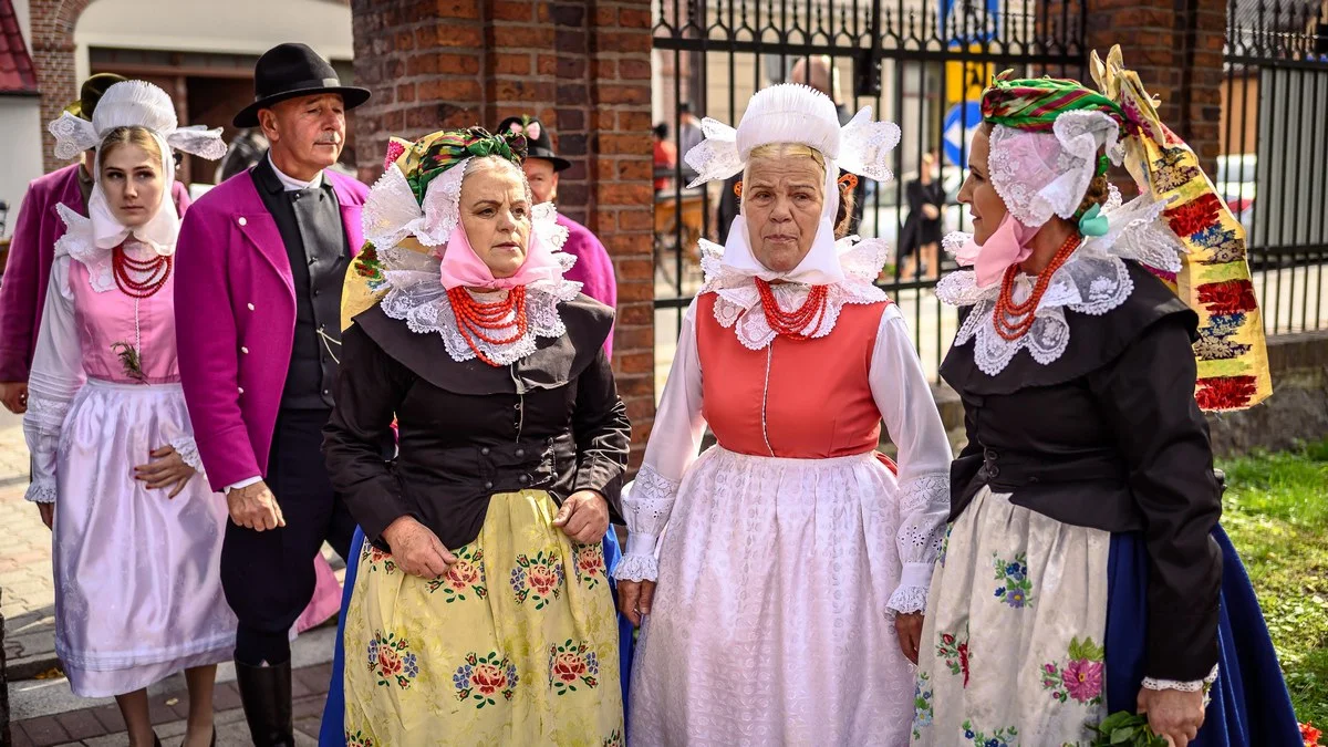 Wesele biskupiańskie Michała i Marty Chudych w Sikorzynie