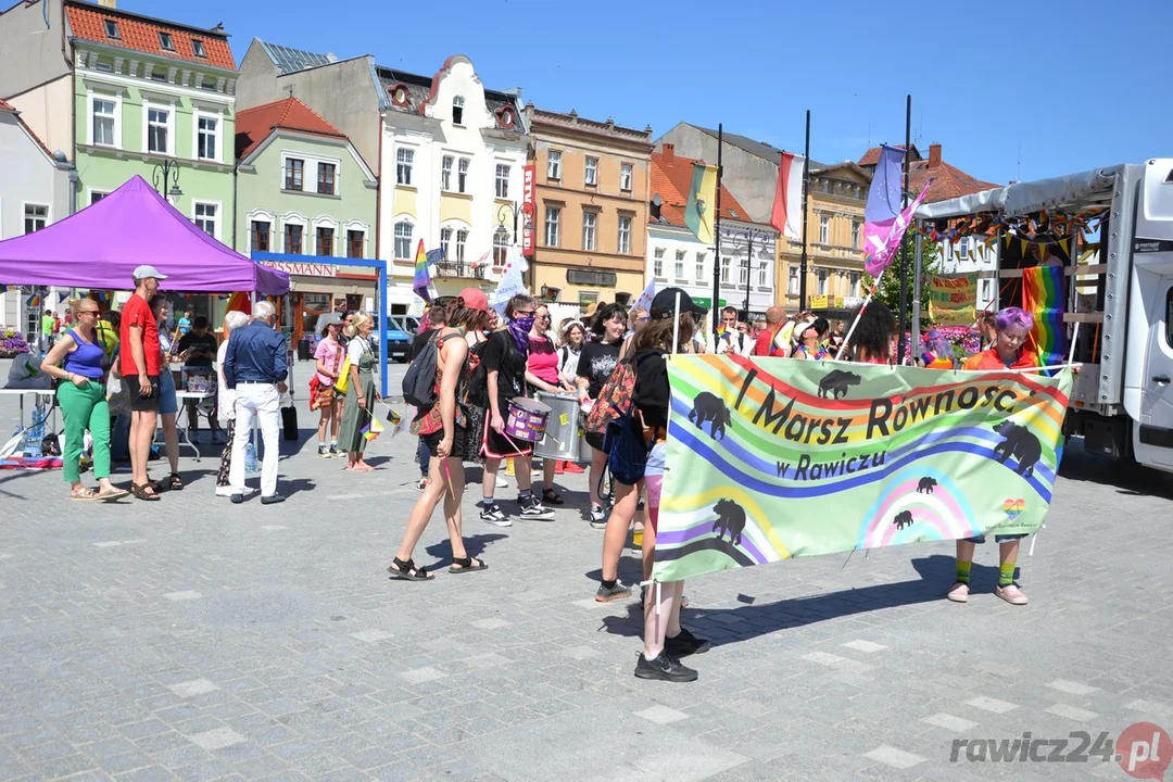 Marsz Równości i kontrmanifestacje w Rawiczu